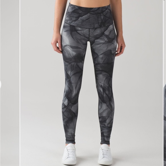 Lululemon Wunder Under Pant (Hi-Rise) Midnight Tulle Multi Black Sz 2‎ - Picture 6 of 11